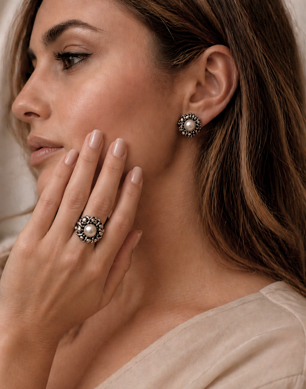 1238742